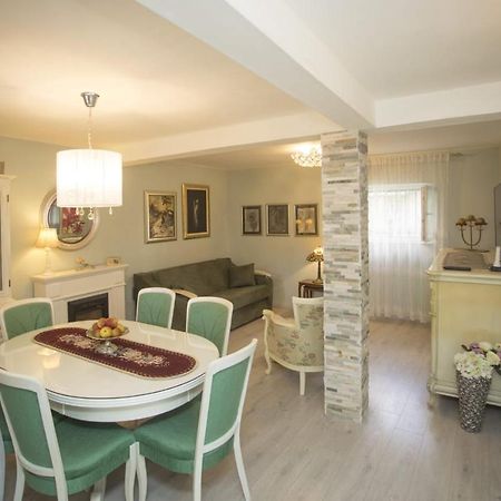 Apartment Antica With Yard & Bbq Split Luaran gambar