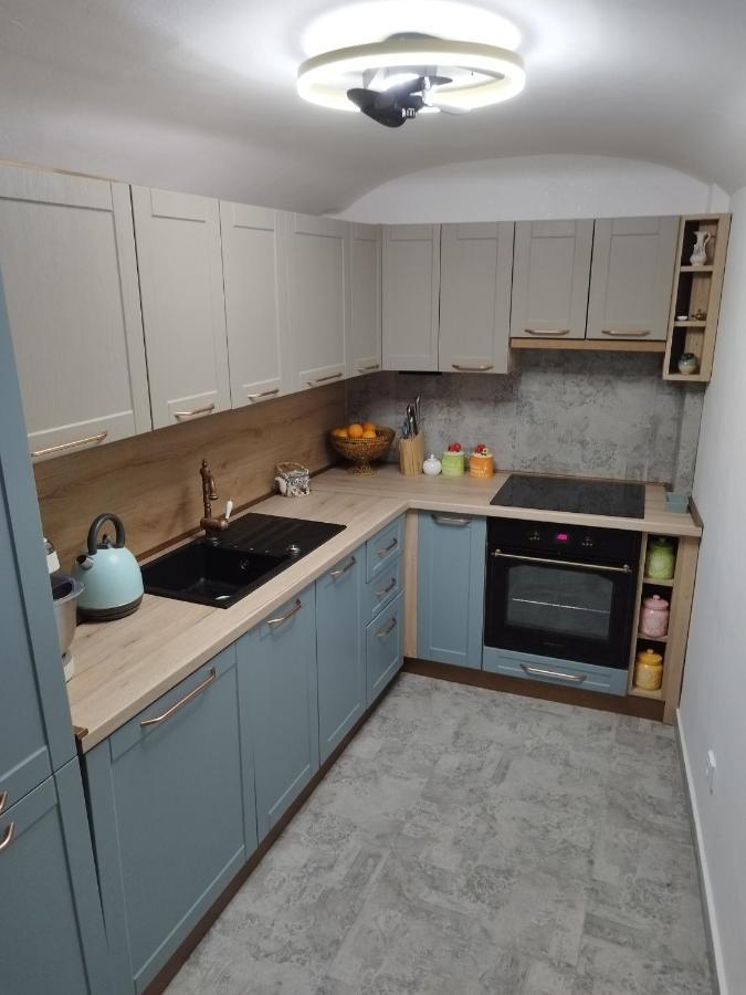 Apartment Antica With Yard & Bbq Split Luaran gambar
